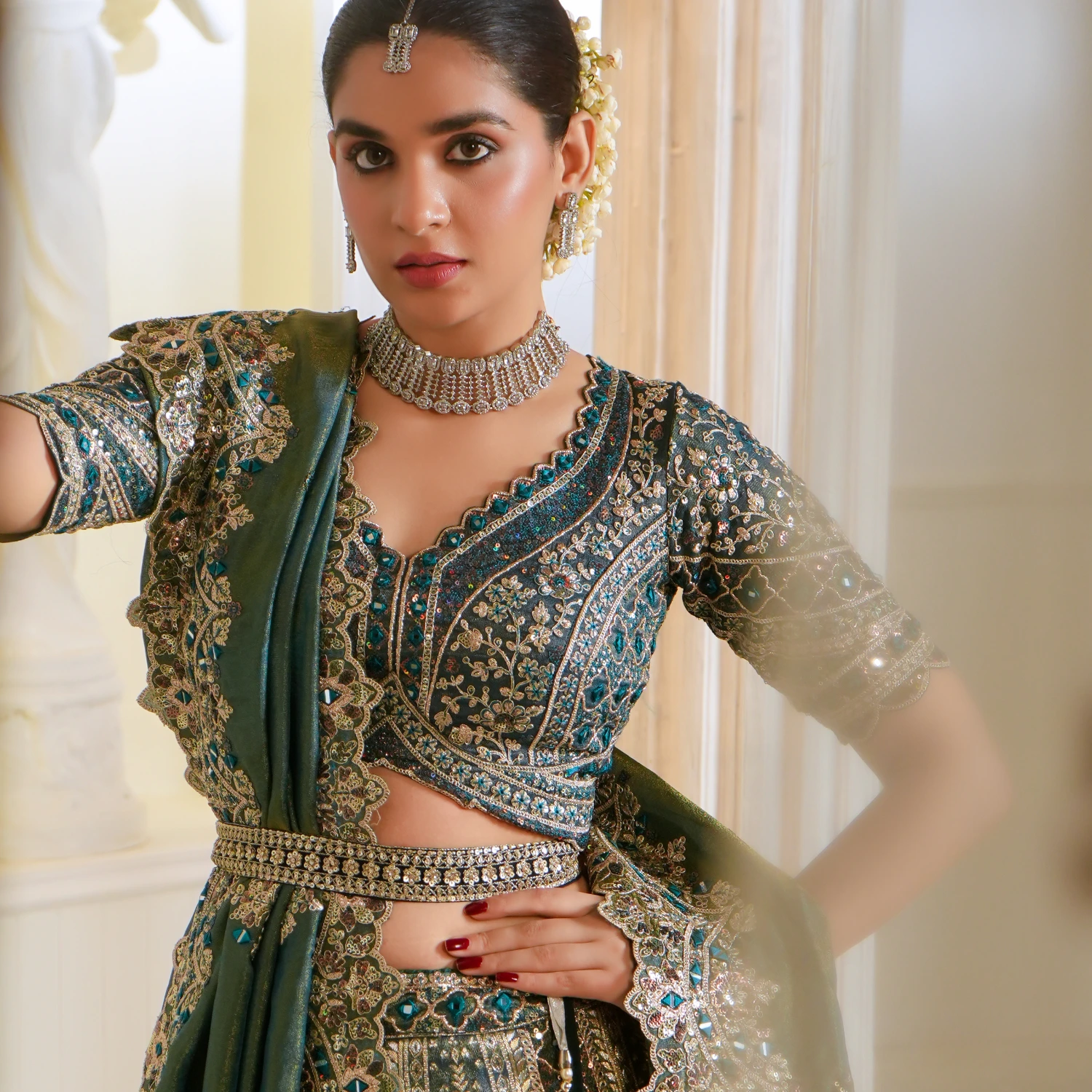 Unstitched, Semi-Stitched, Fully Customized: Understanding Dulhan’s Dress Material Options